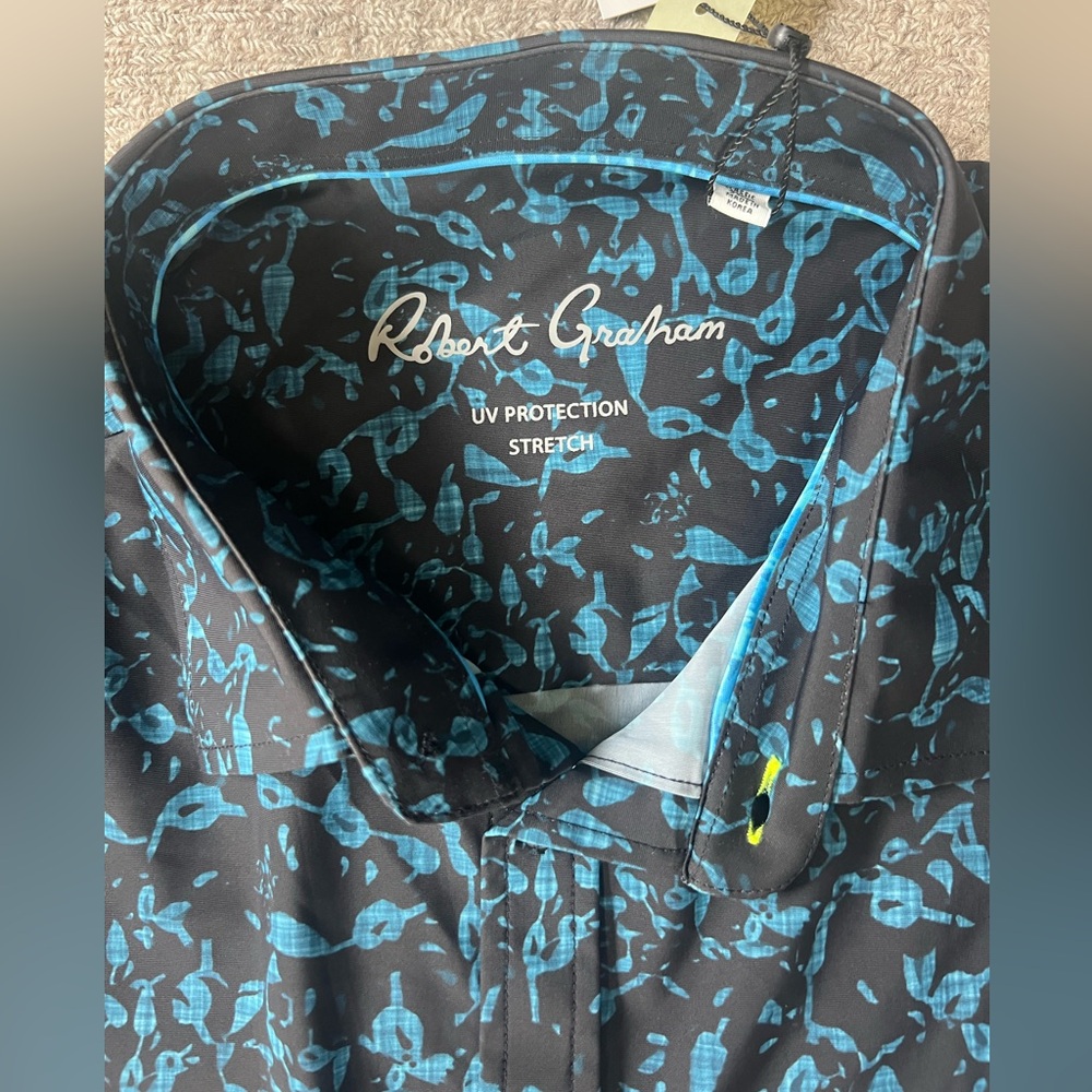 Robert Graham casual button down shirt
